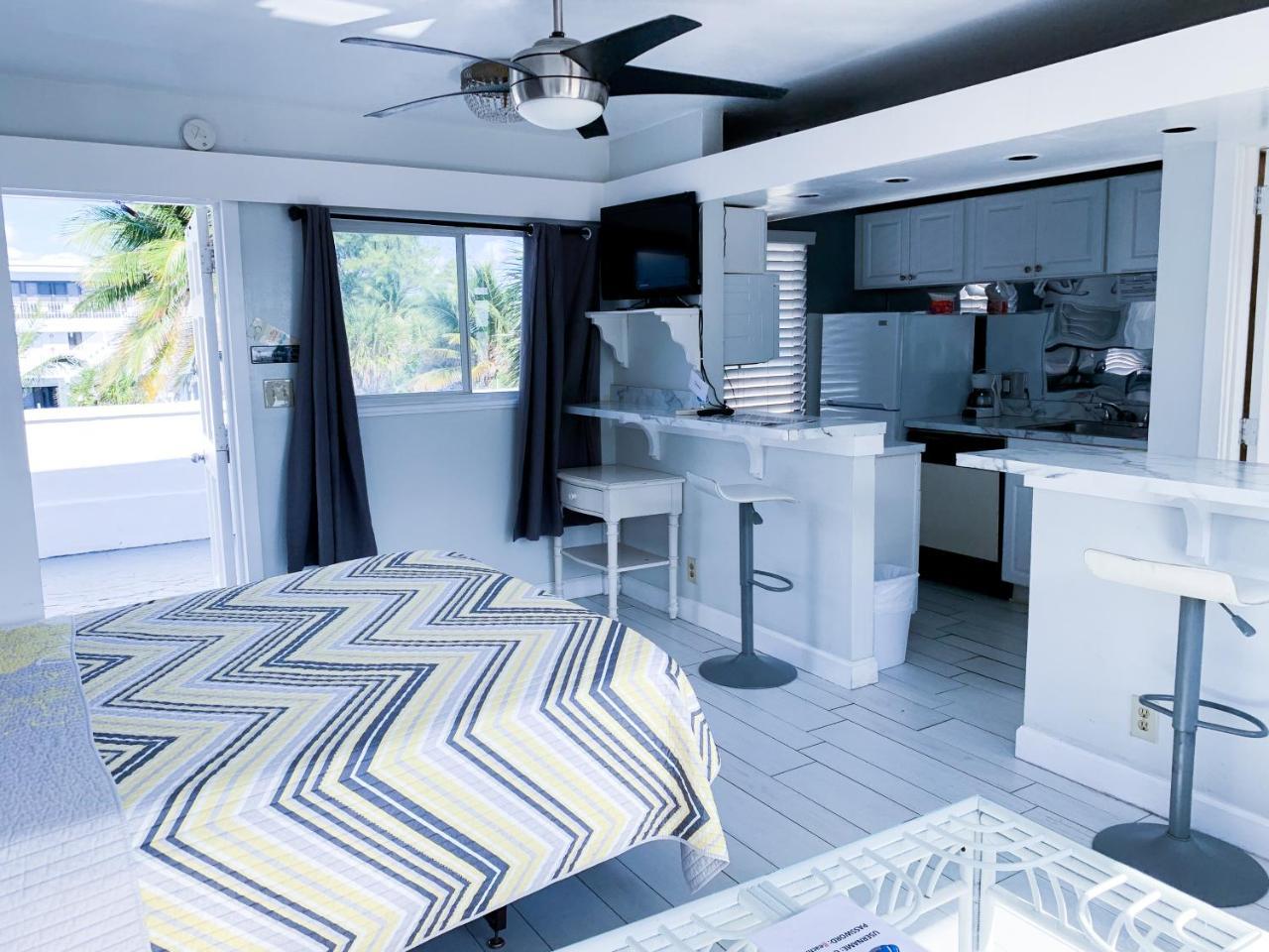 Coral Tides Resort Pompano Beach Εξωτερικό φωτογραφία
